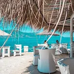 Helia Resort